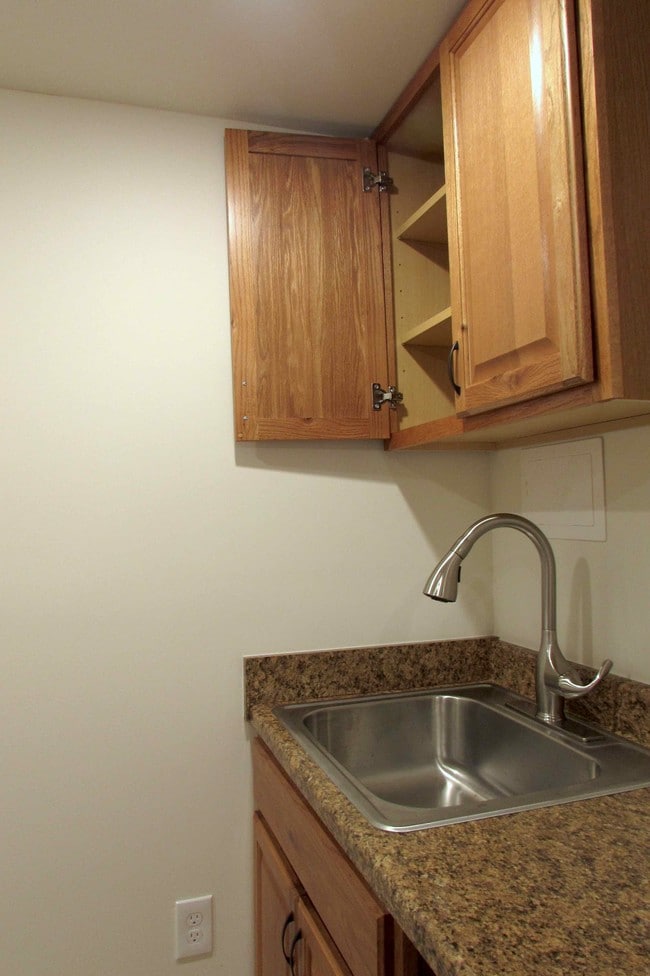 Storage cabinets - 8 Templar Ct Unit B