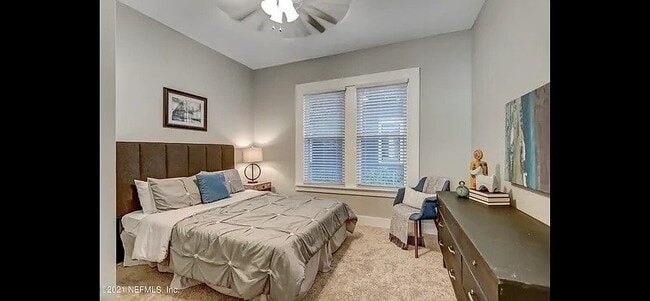 Photo - 334 E 9th St