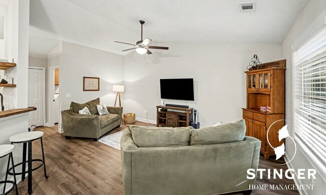 Photo - 36 Brindlewood Dr