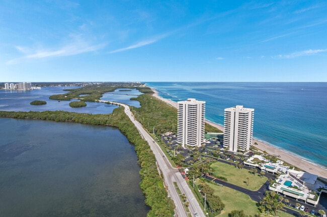 Building Photo - 5550 N Ocean Dr Unit 9d