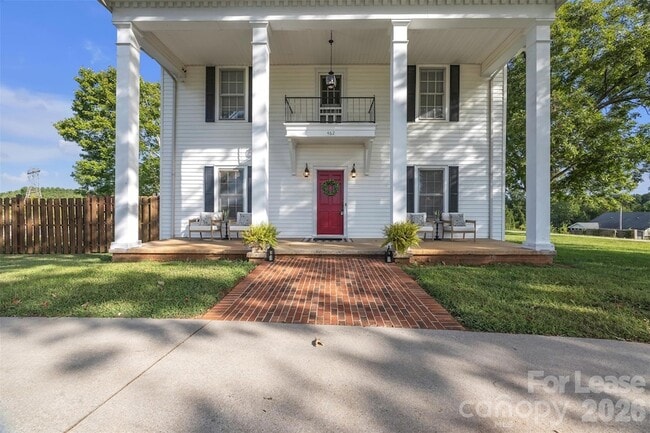 Photo - 462 Mock Mill Rd