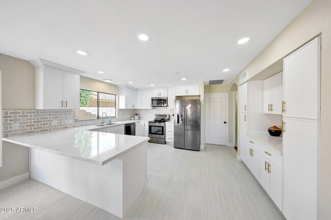 Photo - 9214 W Kerry Ln