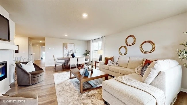 1242 NW Williamsburg Ln