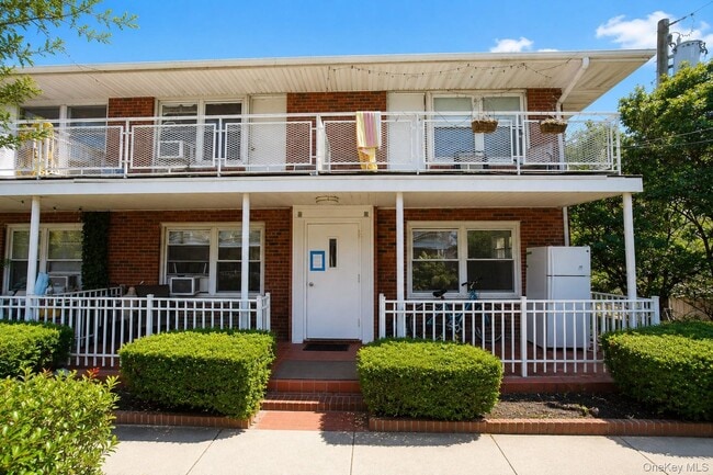 Photo - 330 E Broadway Unit 107