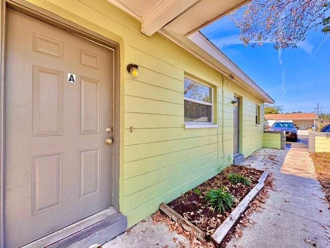 Building Photo - 3750 138th Ave N