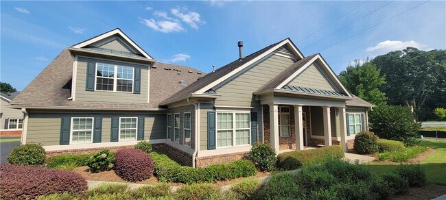 Building Photo - 4565 Flycatcher Dr Unit 202