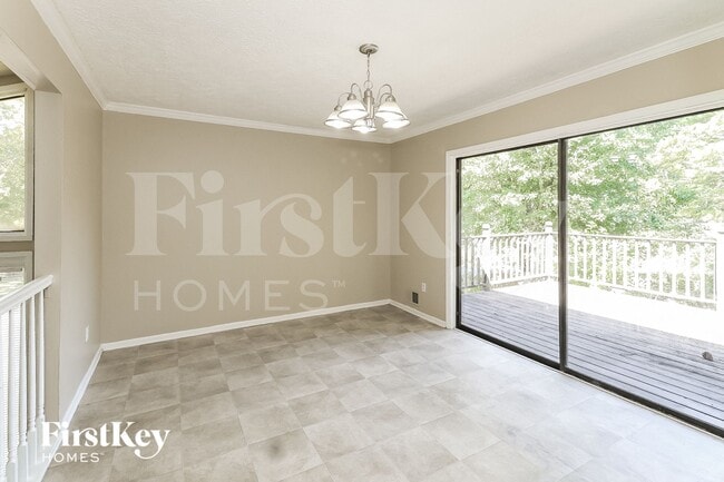 Photo - 200 Parkmont Ct
