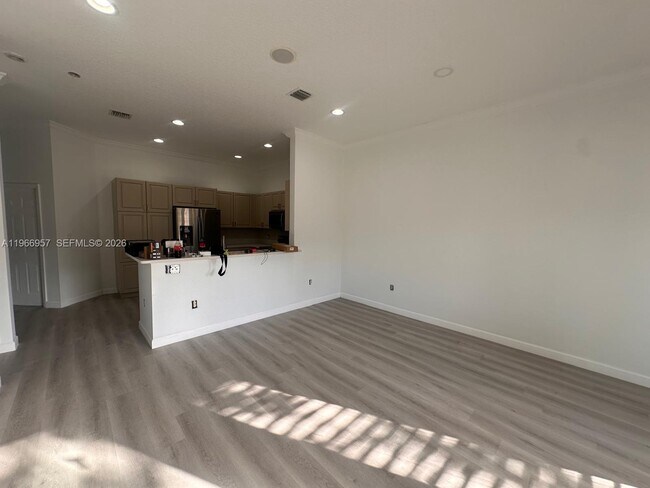 Photo - 2704 Treasure Cove Cir