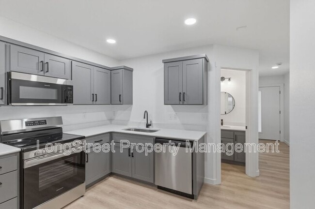 Photo - 816 S 19th St