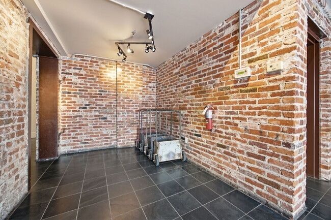 Photo - Downtown Living at Its Best Unit 5A