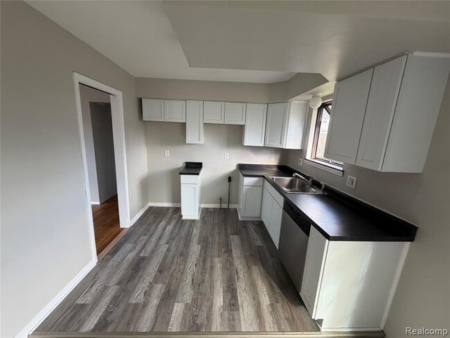 Photo - 147 S Carlson St