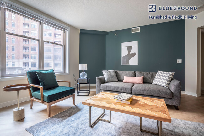 Building Photo - 2400 M St NW Rental