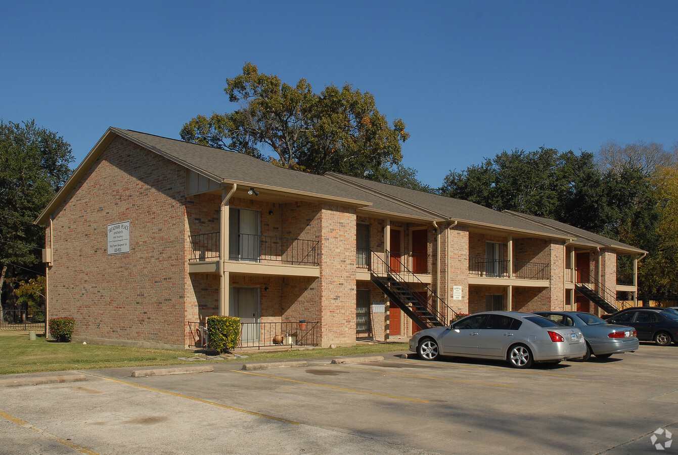 Treadway Place - Treadway Place Apartments