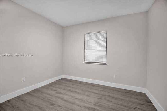 Photo - 3030 NW 16th St