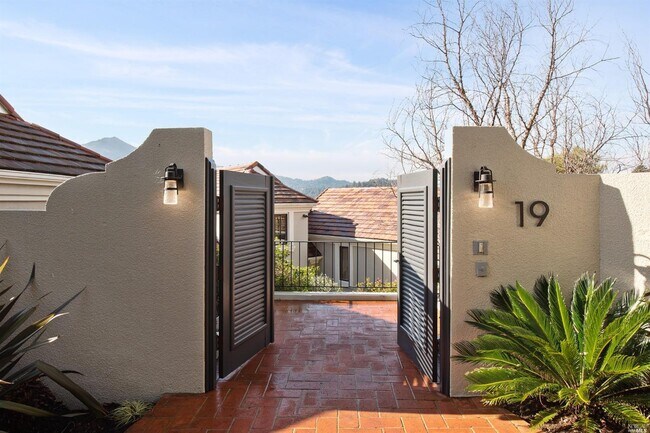 Photo - 19 Tamal Vista Ln