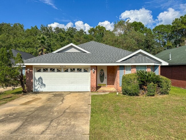 Building Photo - Updated 3 bedroom 2 bath brick home located in the Cottages at Marcus Lake!