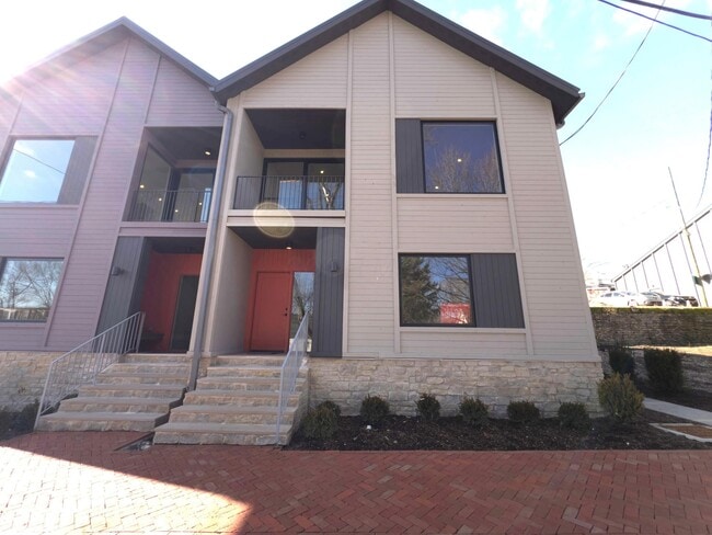 Building Photo - 33 N Blacksmith Ln Rental