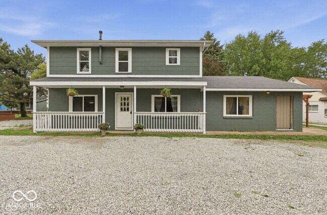 Building Photo - 106 E Pendleton Ave
