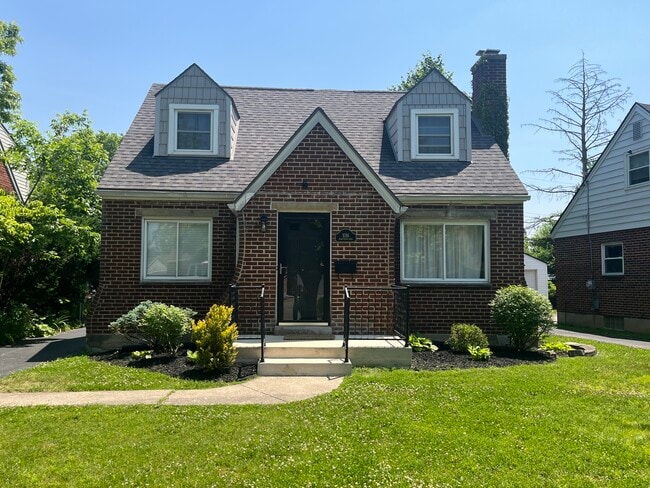 Photo - 1016 Hampshire Rd House