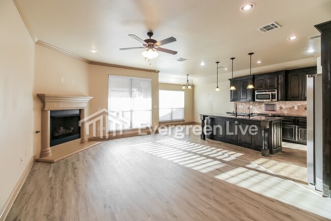 Photo - 6513 Bentley Dr