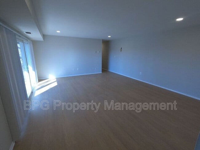 Photo - 8810 Wesley Ave Unit 203