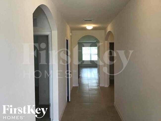 Photo - 411 SE 24th St