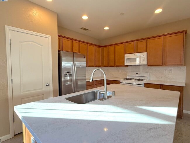 Photo - 137 W Questa Trail