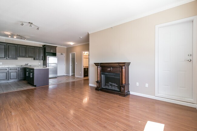 Photo - 22363 Selkirk Ave Unit 407