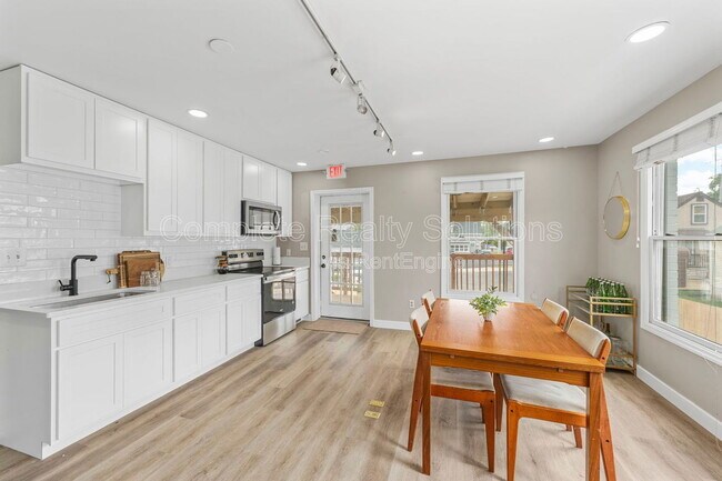 Photo - 620 S Benton Ave