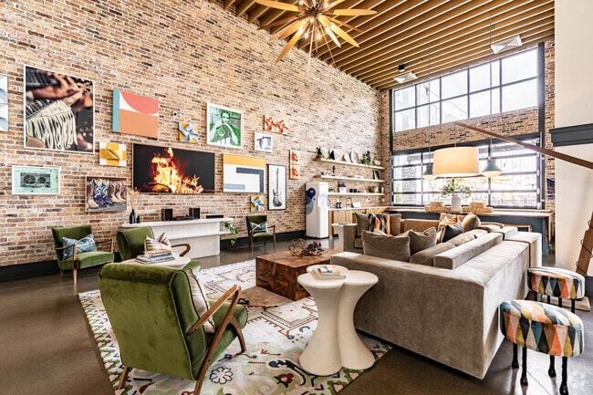 Clubhouse Lounge
