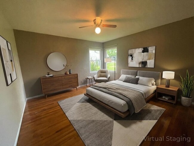 Building Photo - Newly renovated- Modern Convenience