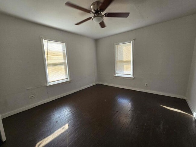 Photo - 306 N Bowyer St