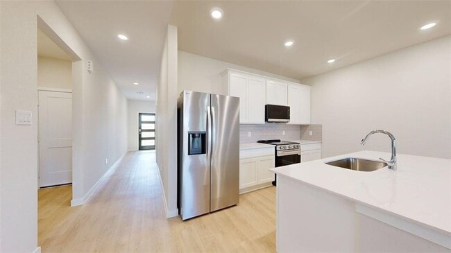 Photo - 4525 Wisenbaker Wy