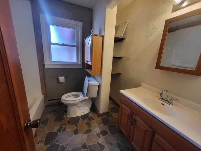 Photo - Home in Riverton