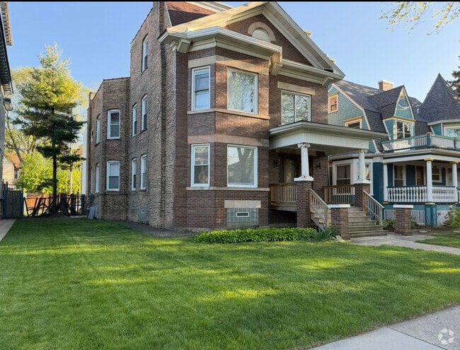 Building Photo - 5935 W Race Ave Rental