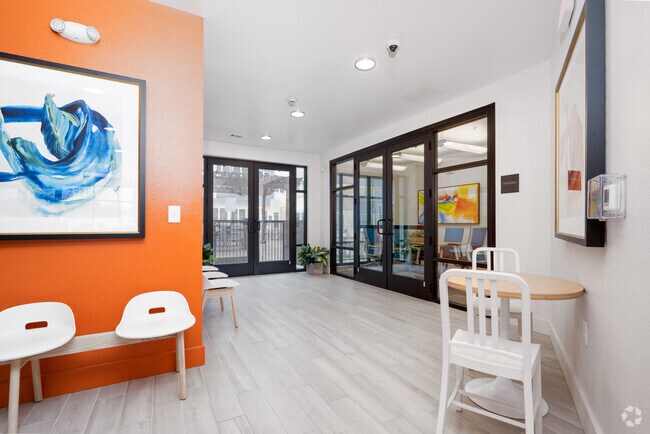 Casa club - The Rail