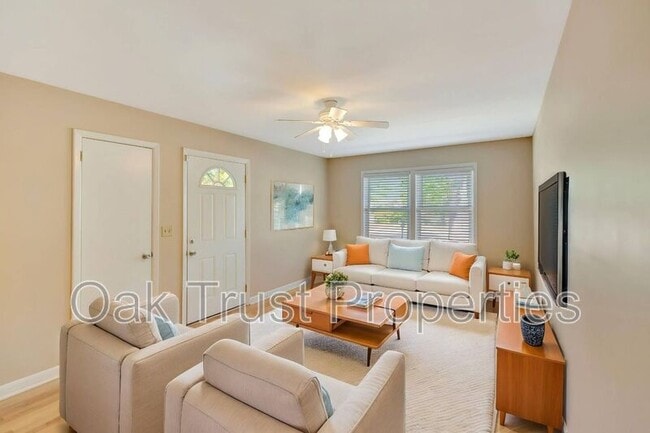 Photo - 4313 Helene Dr