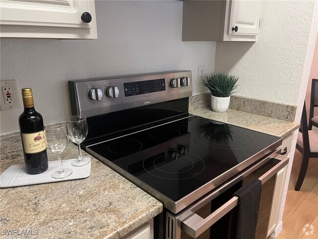 Building Photo - 23500 Walden Center Dr Unit 206 Rental