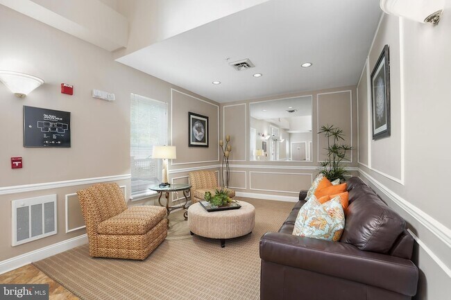 Building Photo - 101 Watkins Pond Blvd Unit 201A1 Rental