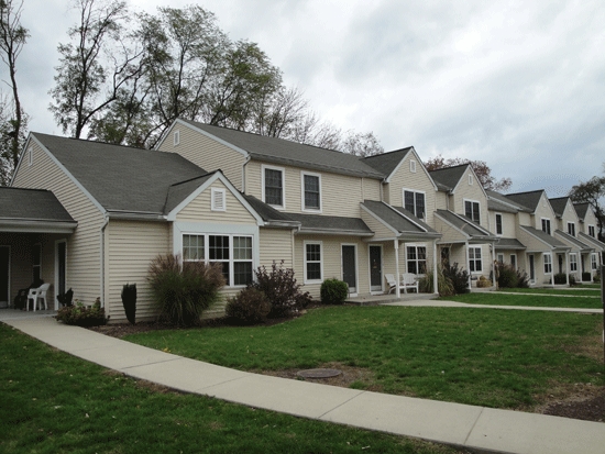 Photo - Springwood Glen Apartments
