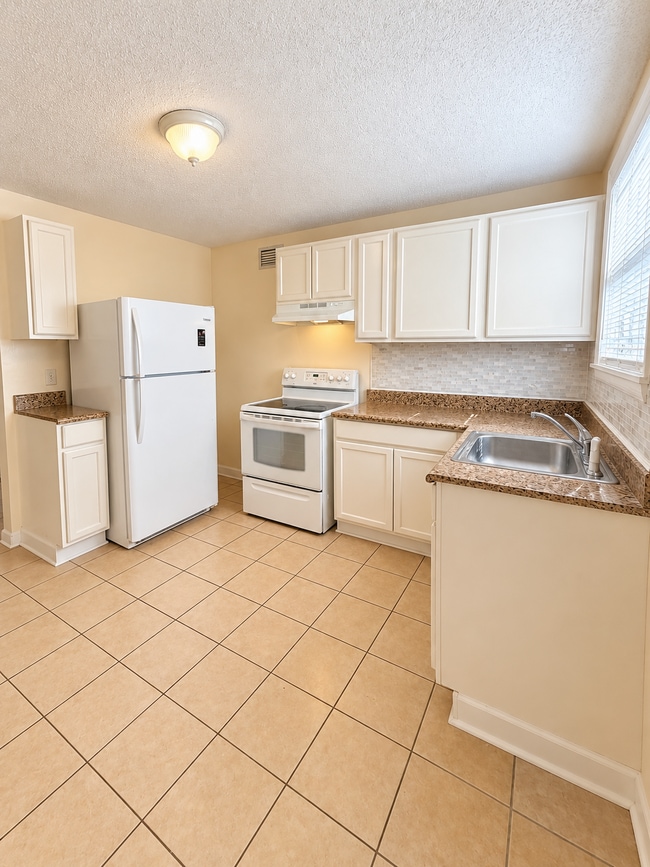 Photo - 2730 Hamilton Cir Unit #2