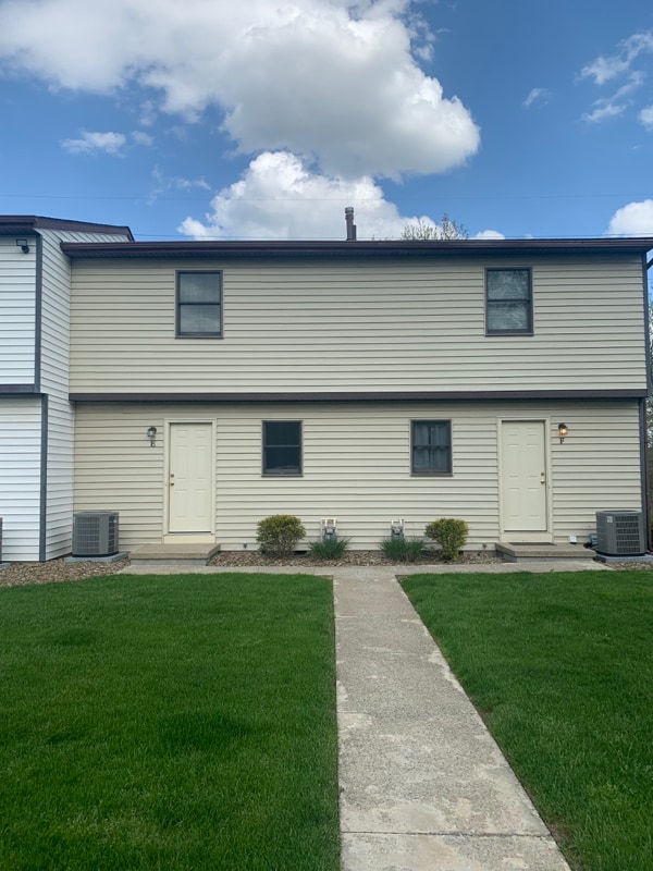 Photo - 7430 Ridge Rd