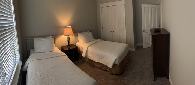 Photo - 8601 Lenten Rose Ct Unidad SI ID1344151P