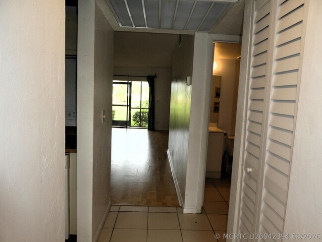 7149 Golf Colony Ct Unidad 102