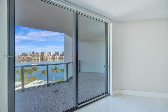 Photo - 17301 Biscayne Blvd Unit 708