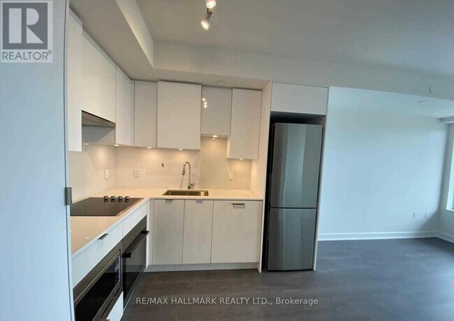 Photo - 99 Broadway Ave Unité 2411 Nt