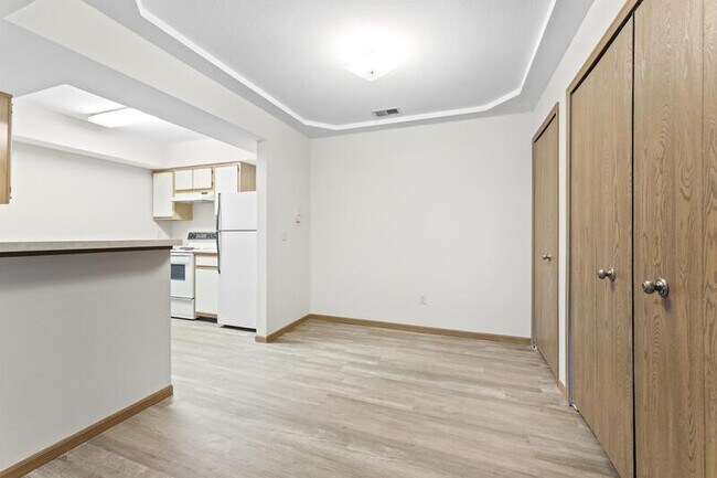 Photo - 2136 Stirrup Ln