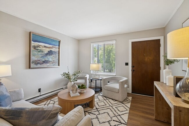 Photo - Walkable Location, Location, Location in G... Unit A10