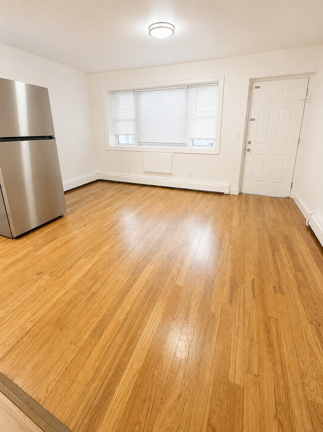 140 71st St Unit 4