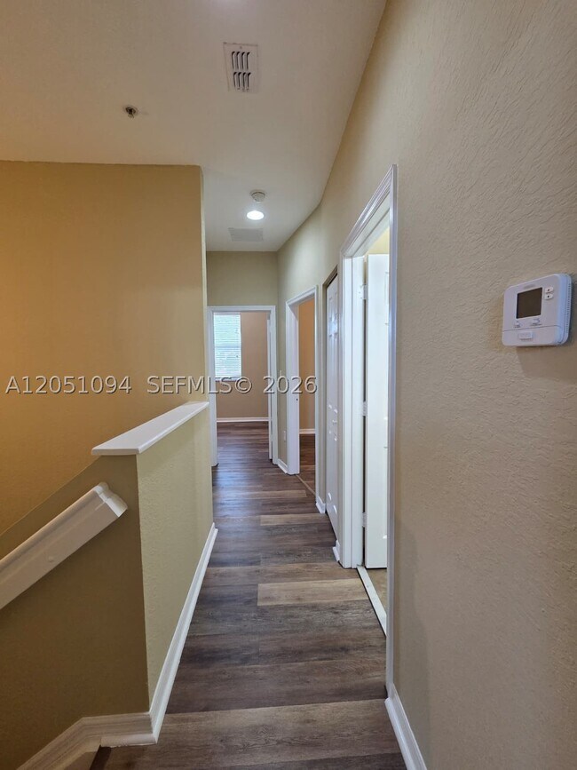 Photo - 2851 Prospect 404